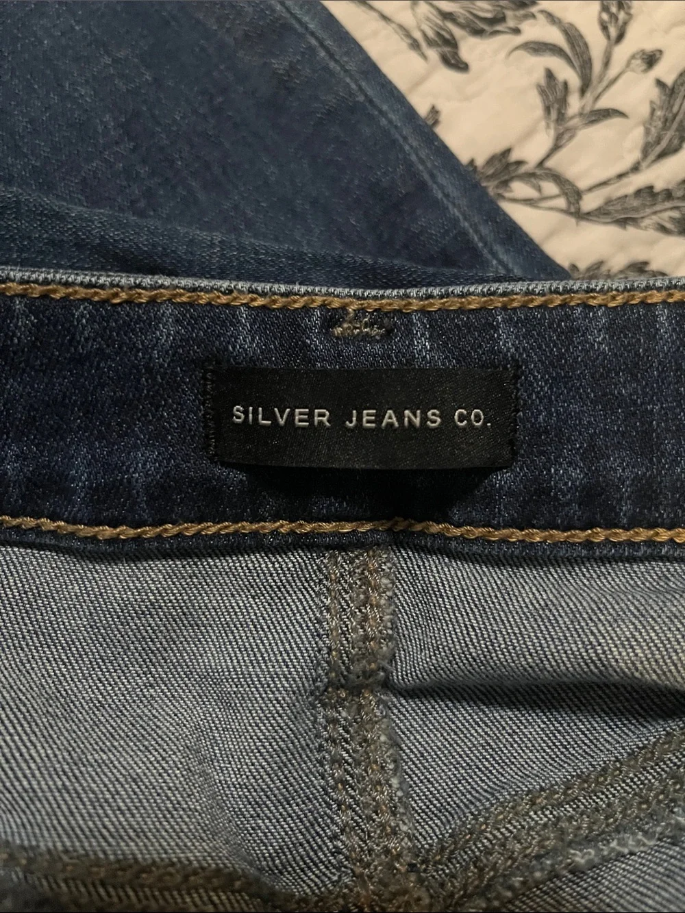 Silver Jeans Deep Blue Cropped Women's Jeans
